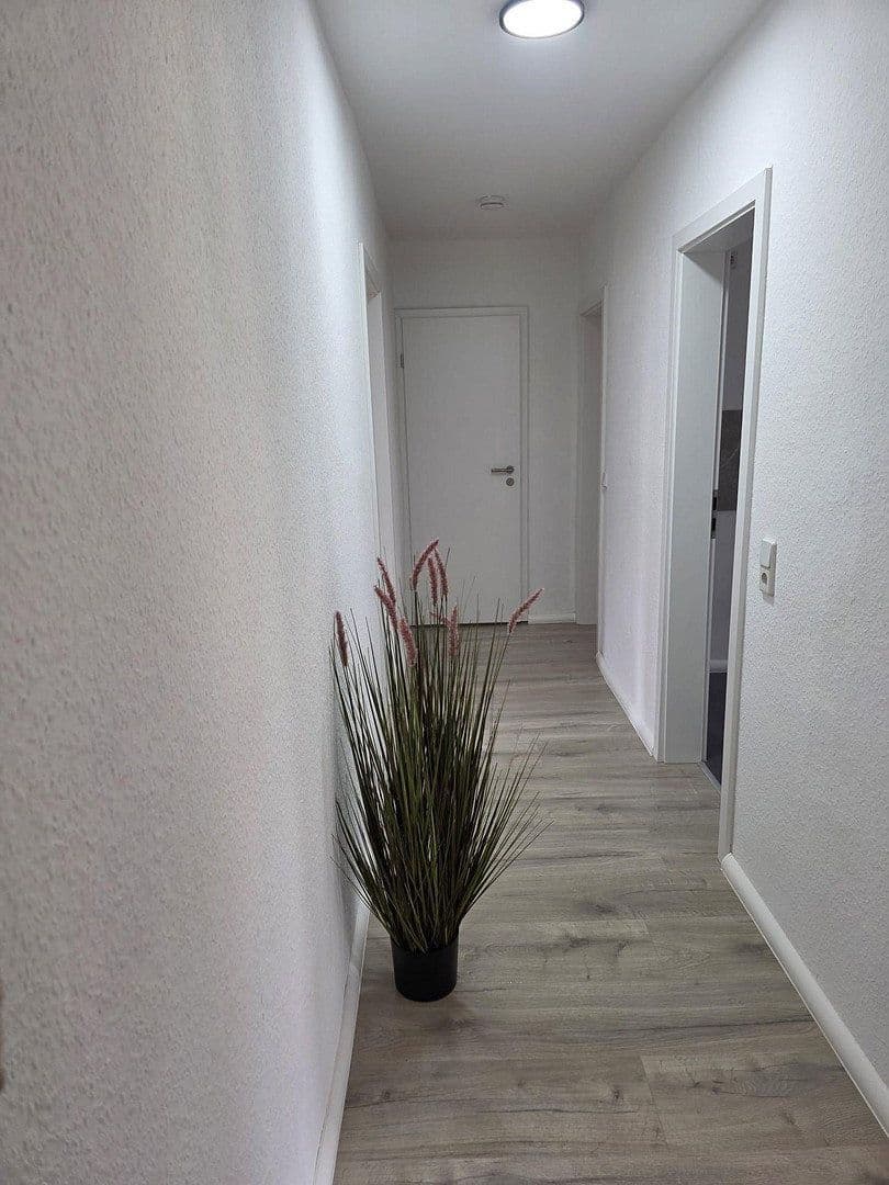 Pronájem bytu 3+1 71 m², Äußere Crimmitschauer Straße 33, Meerane, Sasko Pronájem bytu 3+1 71 m², Äußere Crimmitschauer Straße 33, Meerane, Sasko