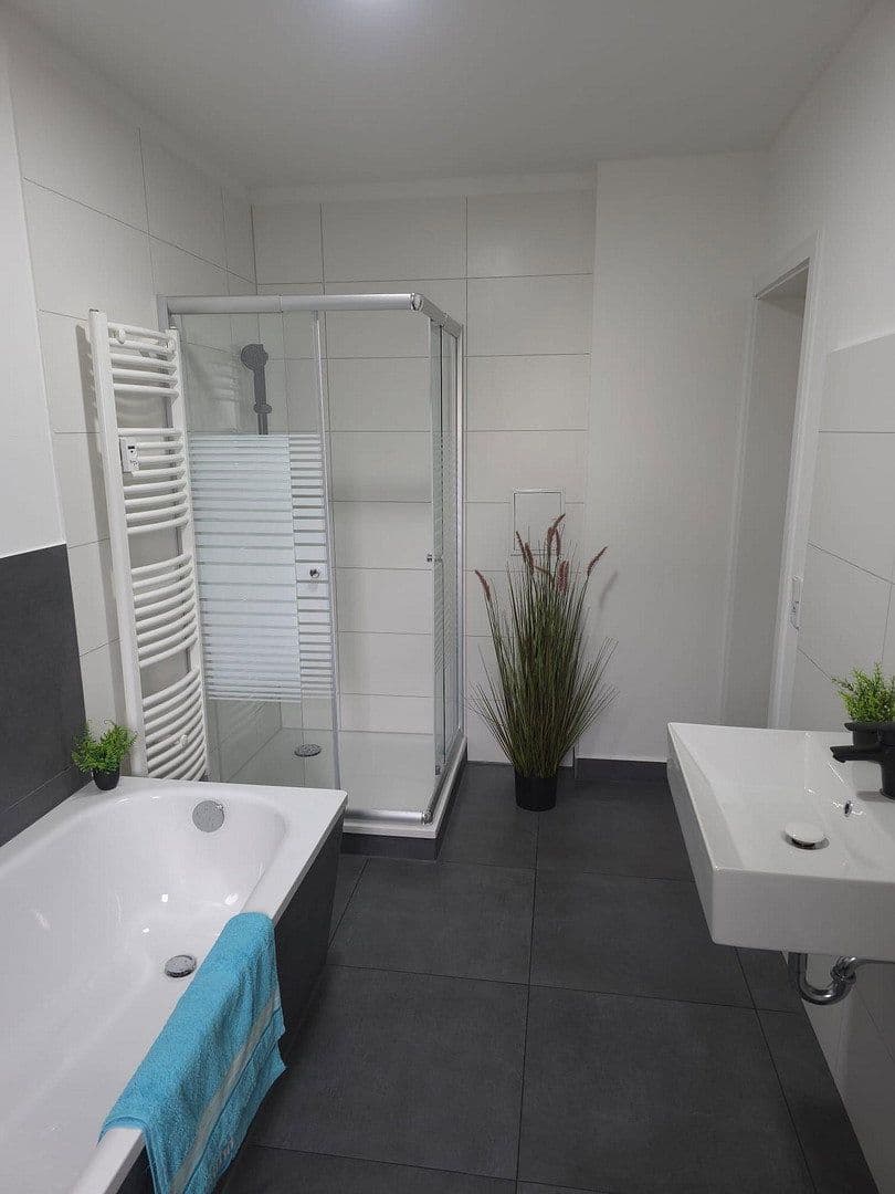 Pronájem bytu 3+1 71 m², Äußere Crimmitschauer Straße 33, Meerane, Sasko Pronájem bytu 3+1 71 m², Äußere Crimmitschauer Straße 33, Meerane, Sasko