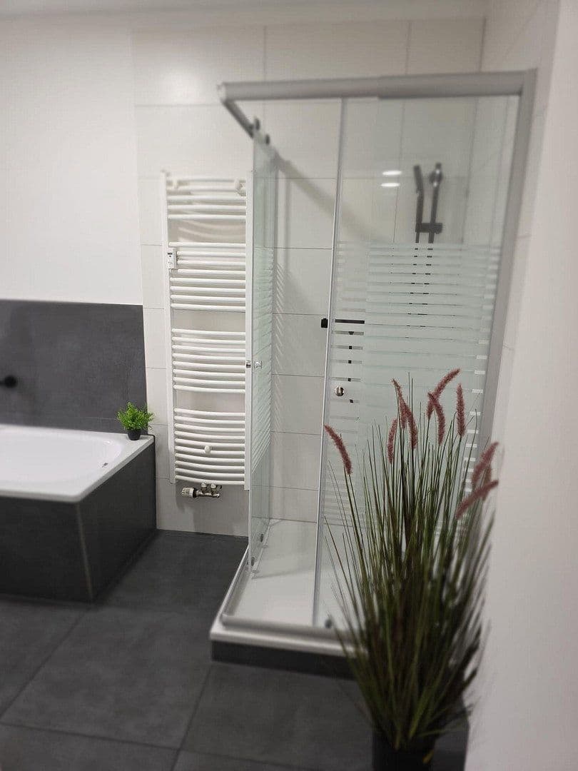 Pronájem bytu 3+1 71 m², Äußere Crimmitschauer Straße 33, Meerane, Sasko Pronájem bytu 3+1 71 m², Äußere Crimmitschauer Straße 33, Meerane, Sasko