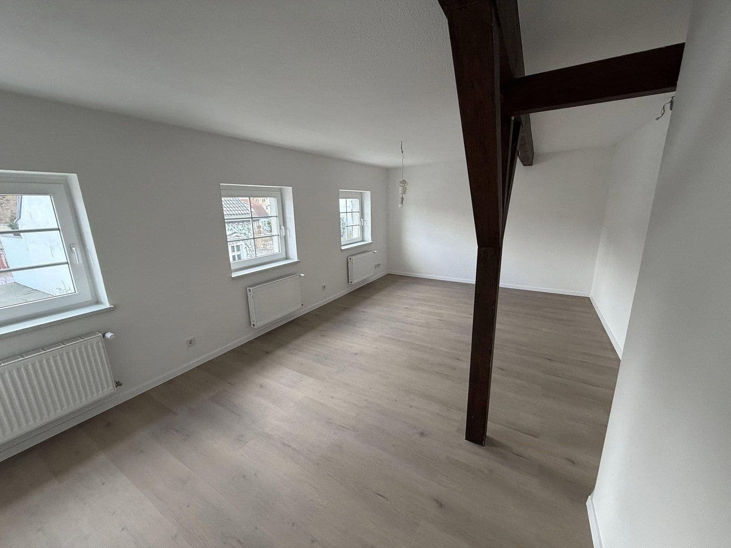 Pronájem bytu 3+1 85 m², Schneiderstraße 21, Eberswalde, Braniborsko Pronájem bytu 3+1 85 m², Schneiderstraße 21, Eberswalde, Braniborsko