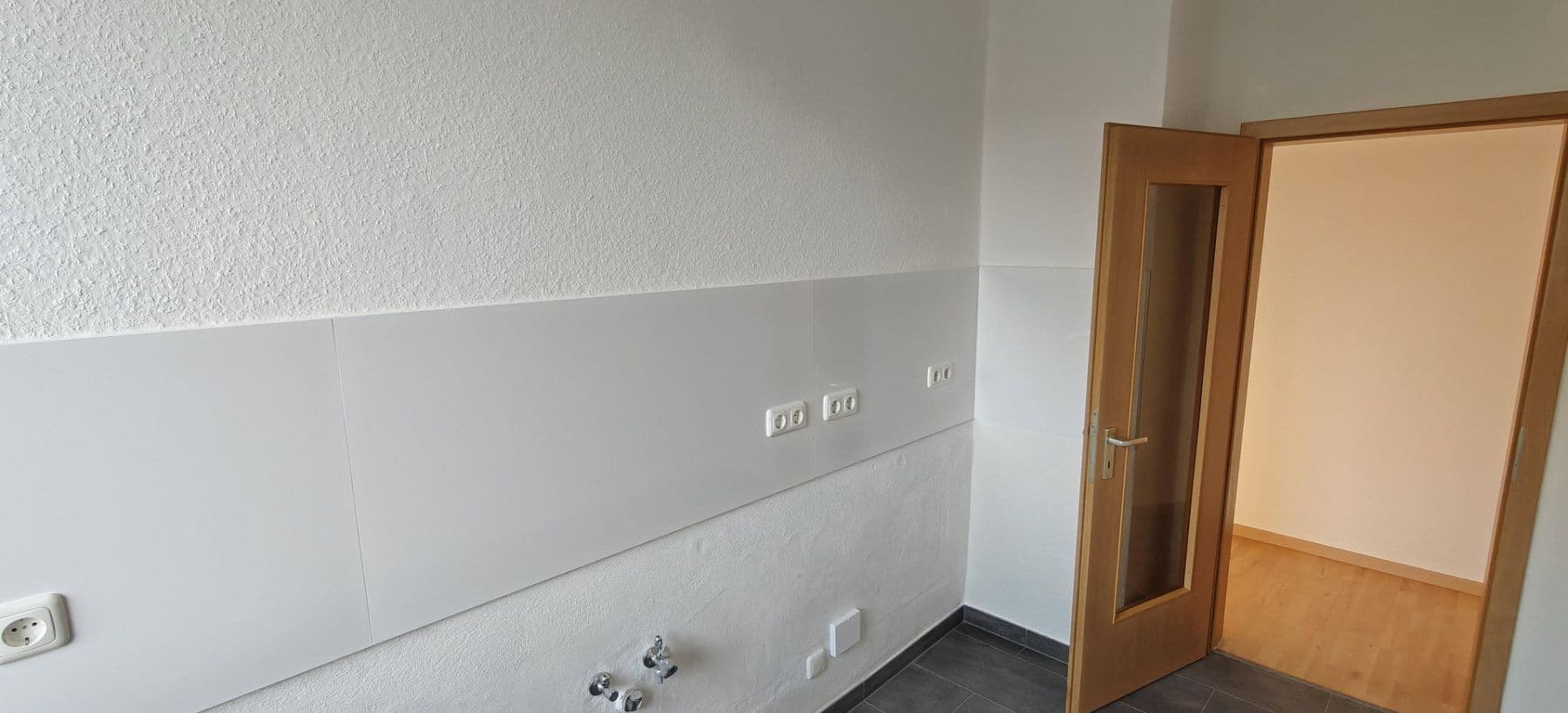 Pronájem bytu 2+1 45 m², Lange Straße 5, Zeithain, Sasko Pronájem bytu 2+1 45 m², Lange Straße 5, Zeithain, Sasko