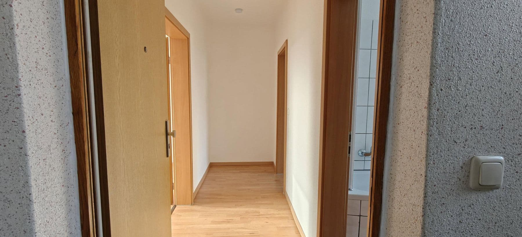 Pronájem bytu 2+1 45 m², Lange Straße 5, Zeithain, Sasko Pronájem bytu 2+1 45 m², Lange Straße 5, Zeithain, Sasko