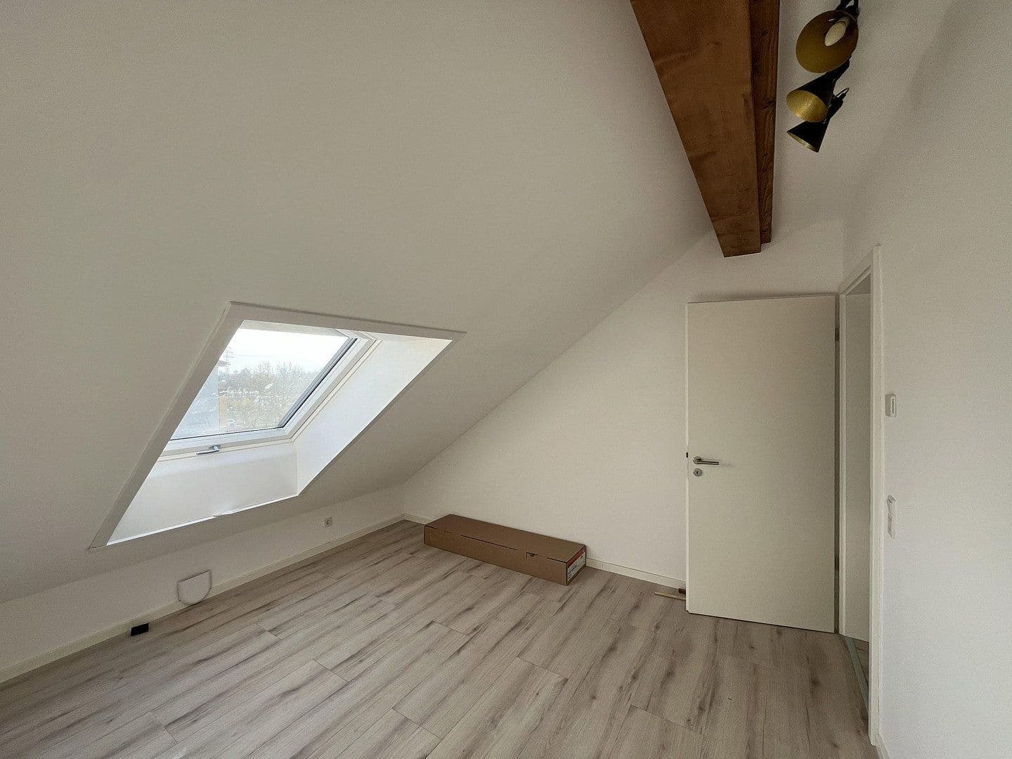 Pronájem bytu 3+1 59 m², George-Washington-Str. 36, Baden-Württemberg - Mannheim, Bádensko-Württembersko Pronájem bytu 3+1 59 m², George-Washington-Str. 36, Baden-Württemberg - Mannheim, Bádensko-Württembersko