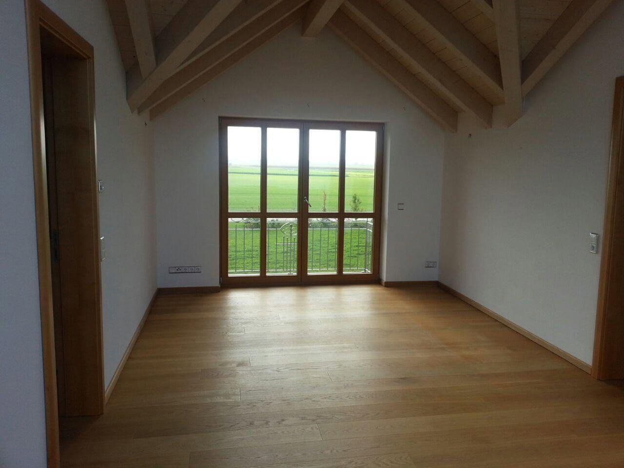 Pronájem domu 157 m², pozemek 2.000 m², Großaitingen, Bavorsko Pronájem domu 157 m², pozemek 2.000 m², Großaitingen, Bavorsko