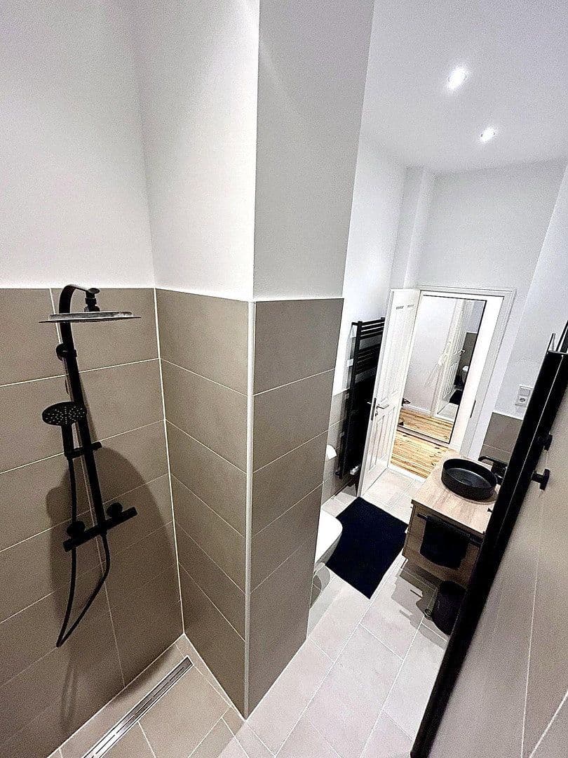 Prodej bytu 2+1 50 m², Leonhardtstr. 7, Berlin, Berlín Prodej bytu 2+1 50 m², Leonhardtstr. 7, Berlin, Berlín