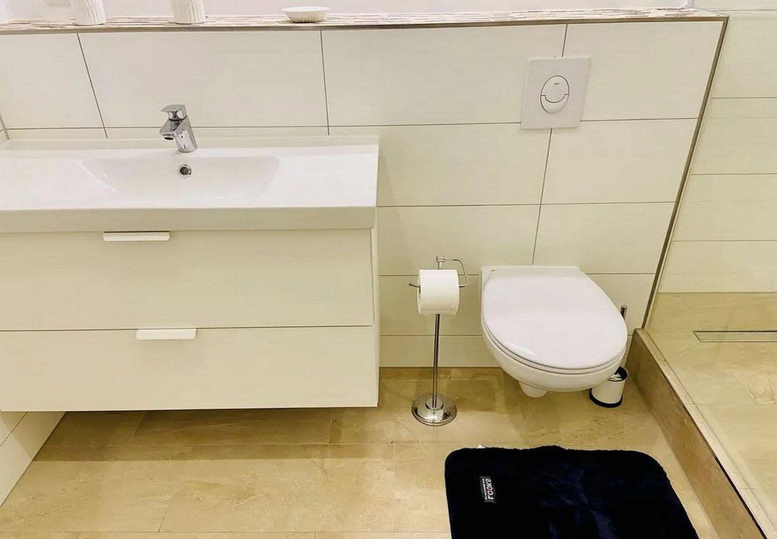 Pronájem bytu 2+1 49 m², Britzer Damm 127, Berlin, Berlín Pronájem bytu 2+1 49 m², Britzer Damm 127, Berlin, Berlín