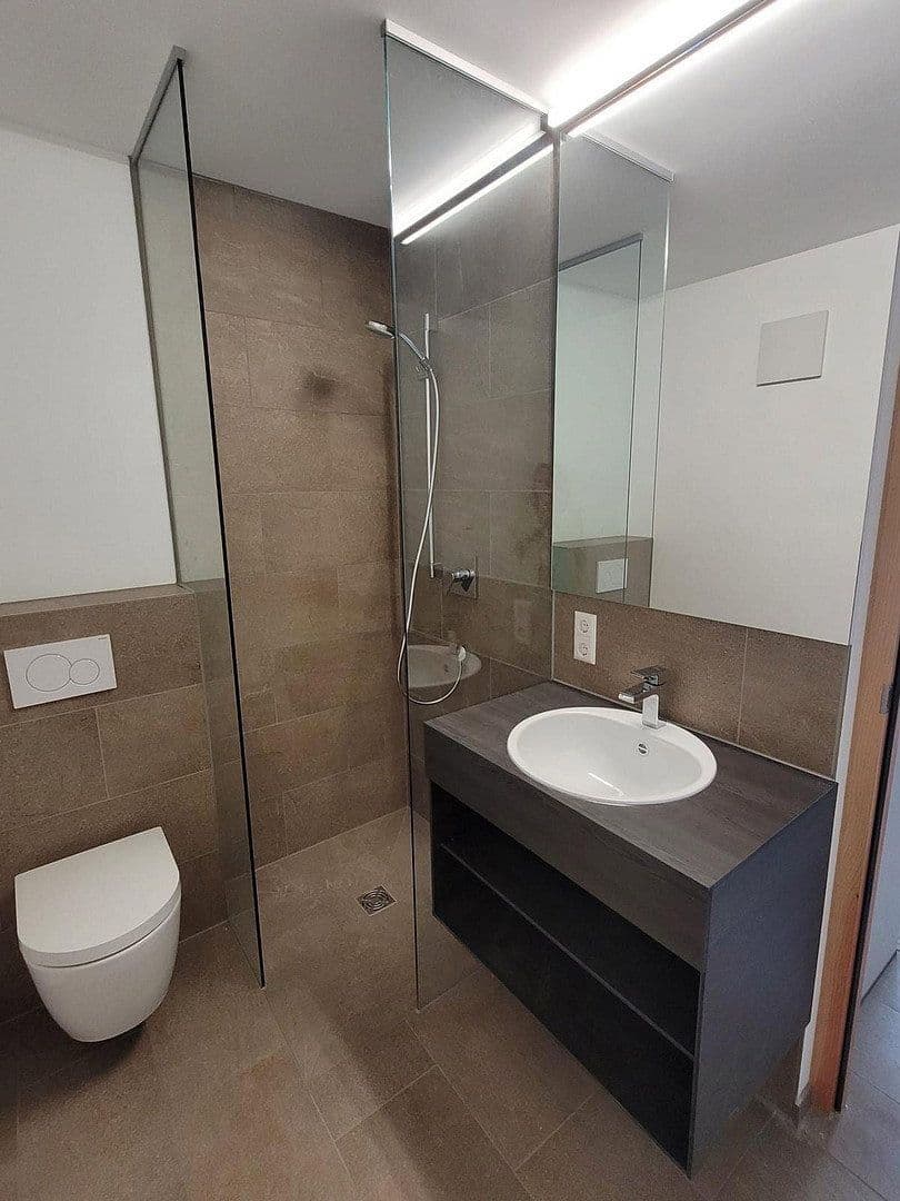 Prodej domu 185 m², pozemek 135 m², Zum Schierenberg 23, Öhningen, Bádensko-Württembersko Prodej domu 185 m², pozemek 135 m², Zum Schierenberg 23, Öhningen, Bádensko-Württembersko