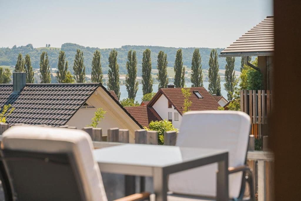 Prodej domu 185 m², pozemek 135 m², Zum Schierenberg 23, Öhningen, Bádensko-Württembersko Prodej domu 185 m², pozemek 135 m², Zum Schierenberg 23, Öhningen, Bádensko-Württembersko