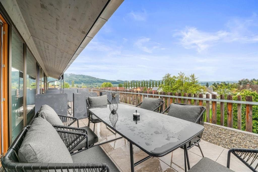 Prodej domu 185 m², pozemek 135 m², Zum Schierenberg 23, Öhningen, Bádensko-Württembersko Prodej domu 185 m², pozemek 135 m², Zum Schierenberg 23, Öhningen, Bádensko-Württembersko