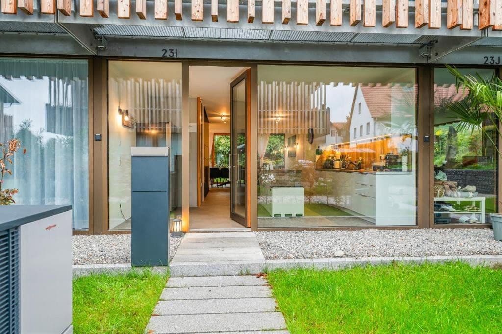 Prodej domu 185 m², pozemek 135 m², Zum Schierenberg 23, Öhningen, Bádensko-Württembersko Prodej domu 185 m², pozemek 135 m², Zum Schierenberg 23, Öhningen, Bádensko-Württembersko