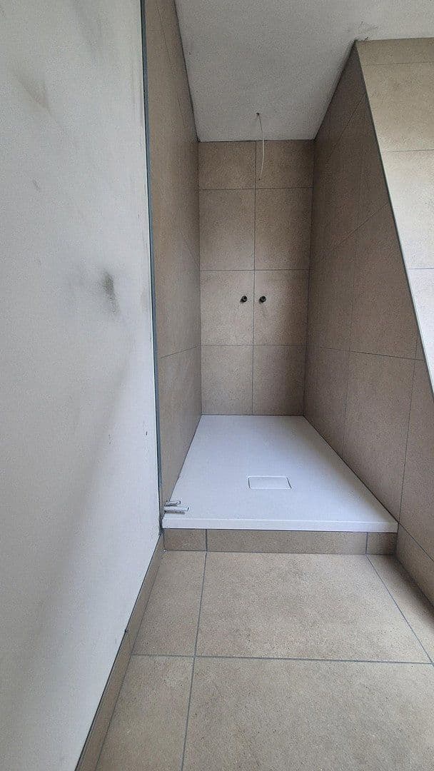 Pronájem bytu 2+1 52 m², Ernst-Cammann Straße 1, Hannover, Dolní Sasko Pronájem bytu 2+1 52 m², Ernst-Cammann Straße 1, Hannover, Dolní Sasko