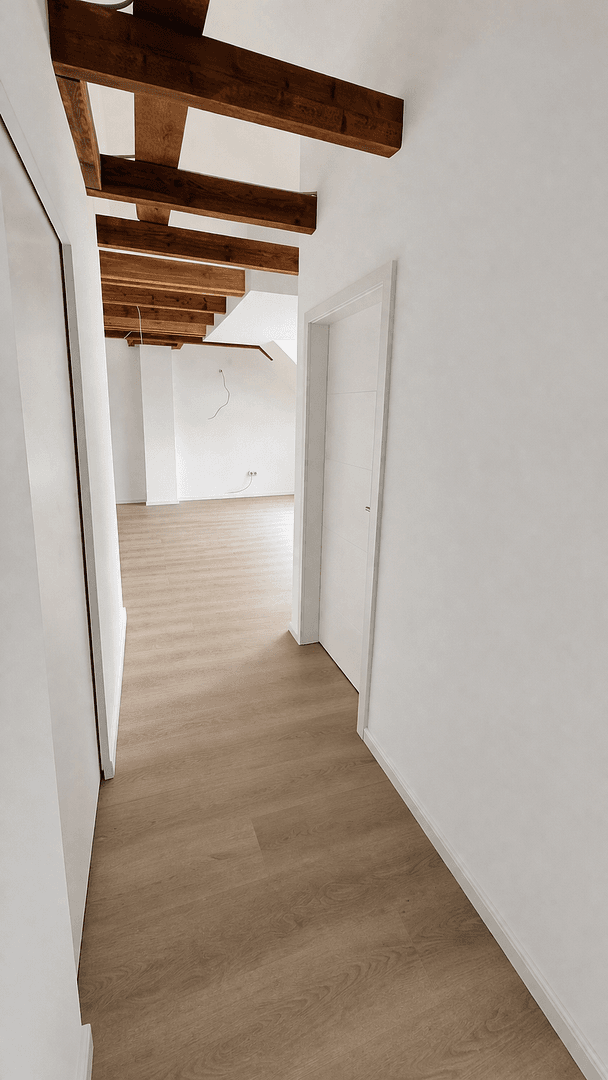 Pronájem bytu 2+1 52 m², Ernst-Cammann Straße 1, Hannover, Dolní Sasko Pronájem bytu 2+1 52 m², Ernst-Cammann Straße 1, Hannover, Dolní Sasko