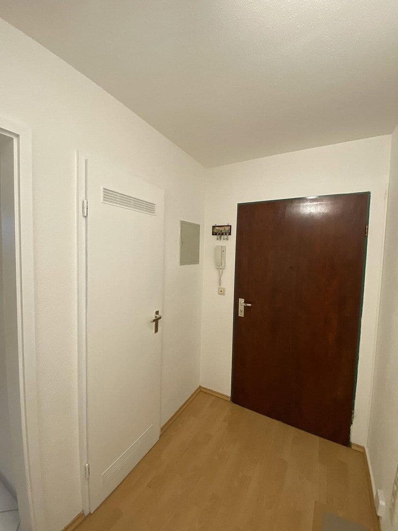Pronájem bytu 3+1 94 m², Stuttgart, Bádensko-Württembersko Pronájem bytu 3+1 94 m², Stuttgart, Bádensko-Württembersko