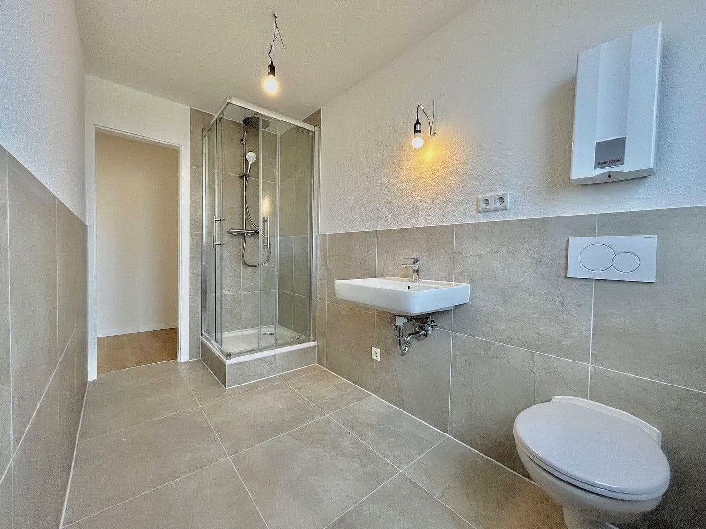 Pronájem bytu 2+1 46 m², Valentinenstraße 2, Essen, Severní Porýní-Vestfálsko Pronájem bytu 2+1 46 m², Valentinenstraße 2, Essen, Severní Porýní-Vestfálsko