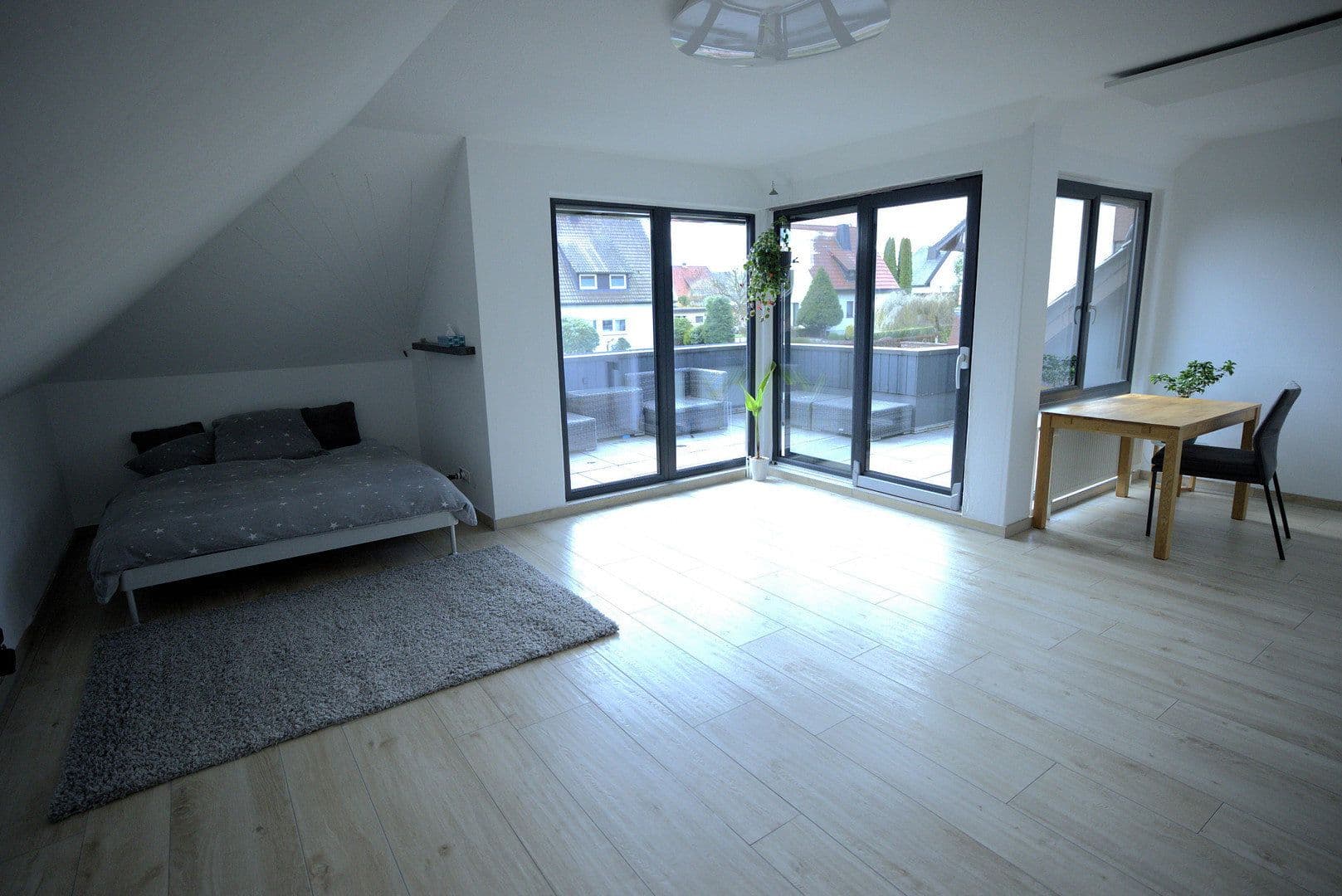 Prodej domu 263 m², pozemek 4.800 m², Rödinghausen, Severní Porýní-Vestfálsko Prodej domu 263 m², pozemek 4.800 m², Rödinghausen, Severní Porýní-Vestfálsko