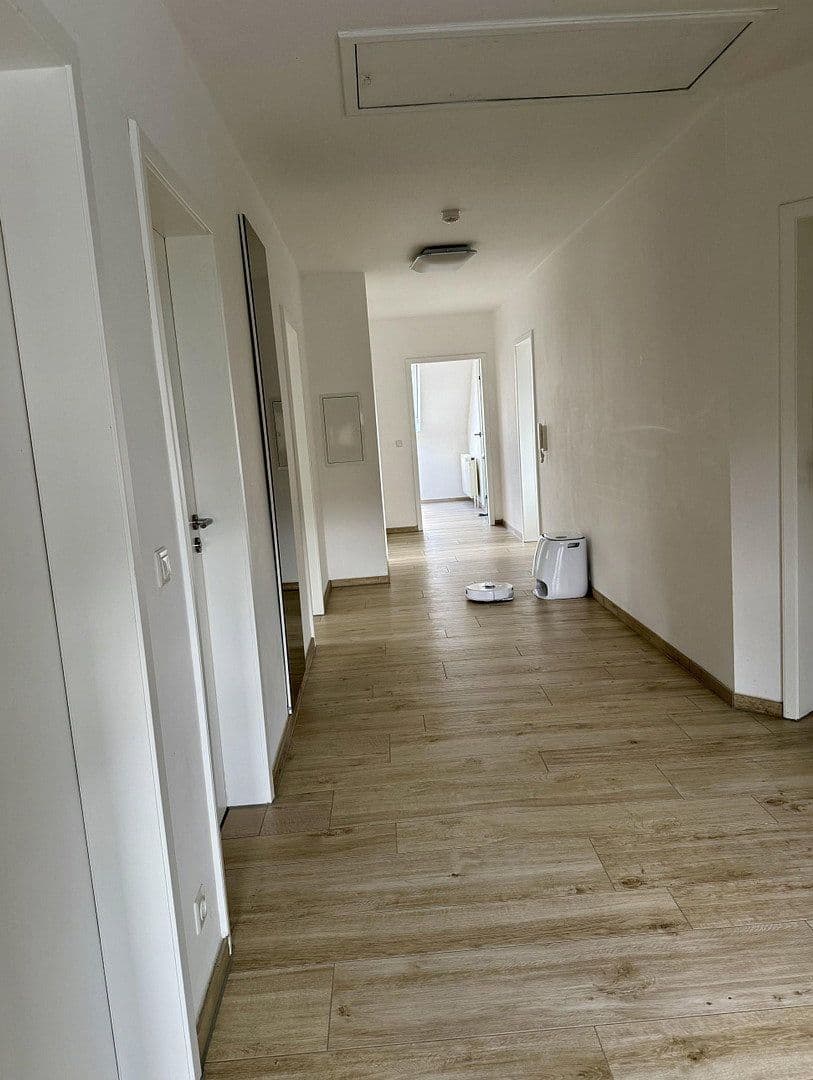 Prodej domu 263 m², pozemek 4.800 m², Rödinghausen, Severní Porýní-Vestfálsko Prodej domu 263 m², pozemek 4.800 m², Rödinghausen, Severní Porýní-Vestfálsko