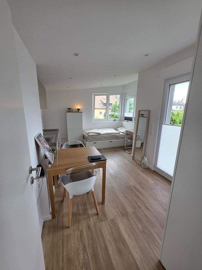 Pronájem bytu 1+1 33 m², Heinrich-Fuchs-Str. 3, Heidelberg, Bádensko-Württembersko Pronájem bytu 1+1 33 m², Heinrich-Fuchs-Str. 3, Heidelberg, Bádensko-Württembersko