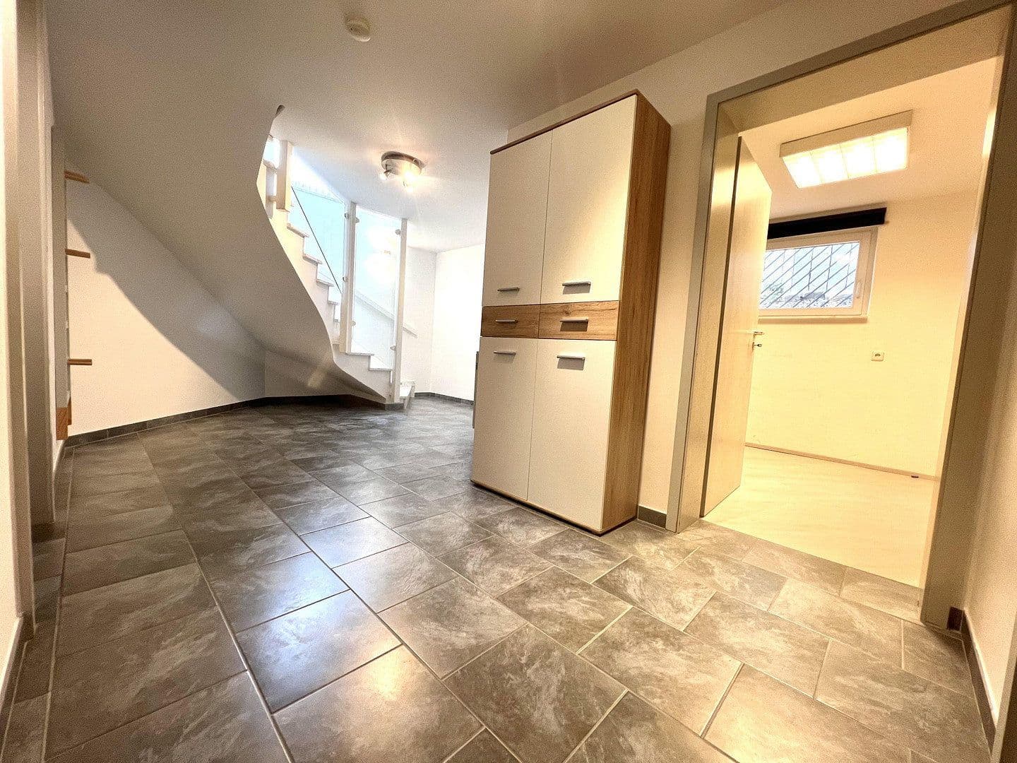 Prodej domu 188 m², pozemek 668 m², Schweinfurt, Bavorsko Prodej domu 188 m², pozemek 668 m², Schweinfurt, Bavorsko