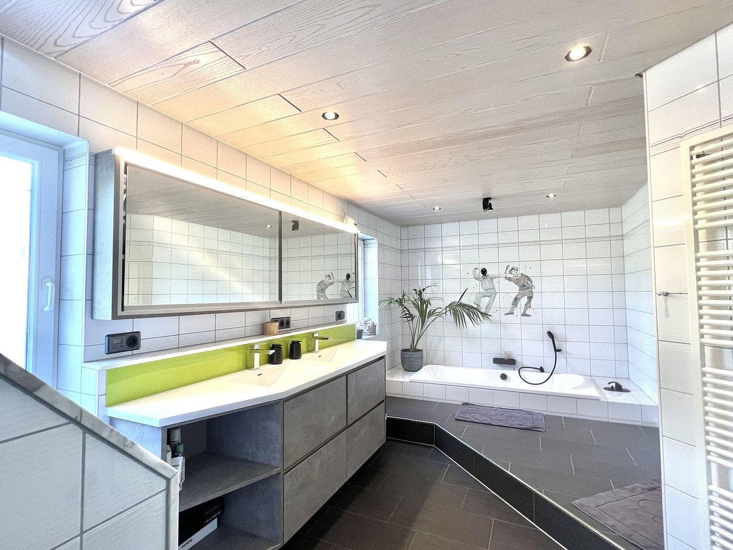 Prodej domu 188 m², pozemek 668 m², Schweinfurt, Bavorsko Prodej domu 188 m², pozemek 668 m², Schweinfurt, Bavorsko