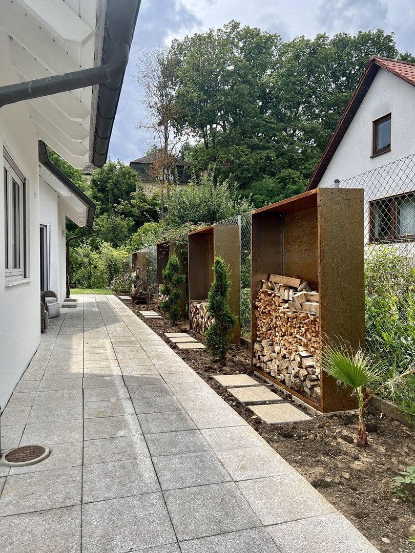 Prodej domu 188 m², pozemek 668 m², Schweinfurt, Bavorsko Prodej domu 188 m², pozemek 668 m², Schweinfurt, Bavorsko