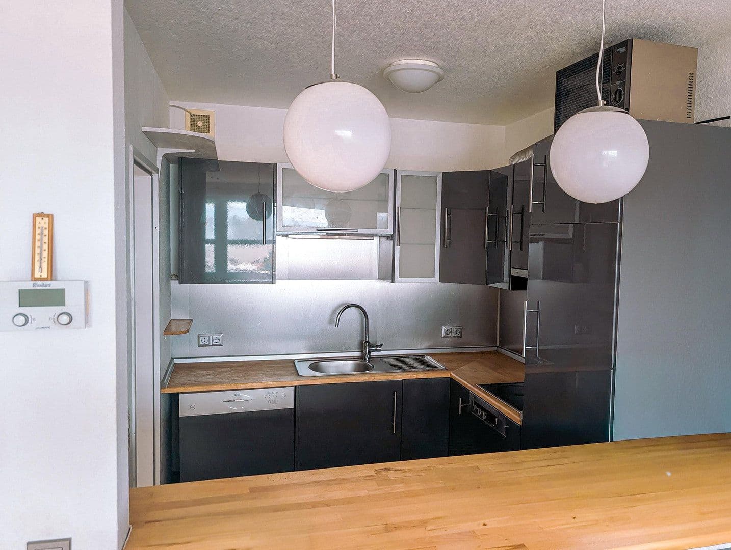 Prodej bytu 2+1 51 m², Bleiberger Straße 146, Cáchy, Severní Porýní-Vestfálsko Prodej bytu 2+1 51 m², Bleiberger Straße 146, Cáchy, Severní Porýní-Vestfálsko