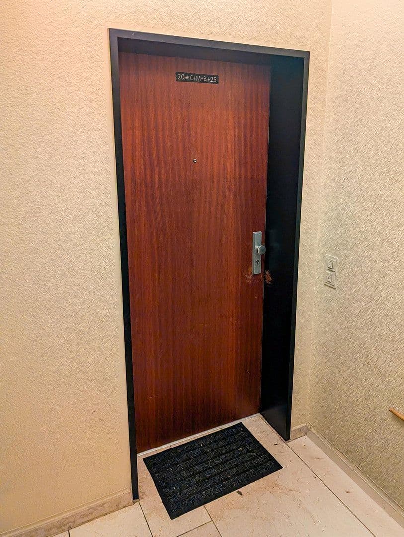 Prodej bytu 2+1 51 m², Bleiberger Straße 146, Cáchy, Severní Porýní-Vestfálsko Prodej bytu 2+1 51 m², Bleiberger Straße 146, Cáchy, Severní Porýní-Vestfálsko