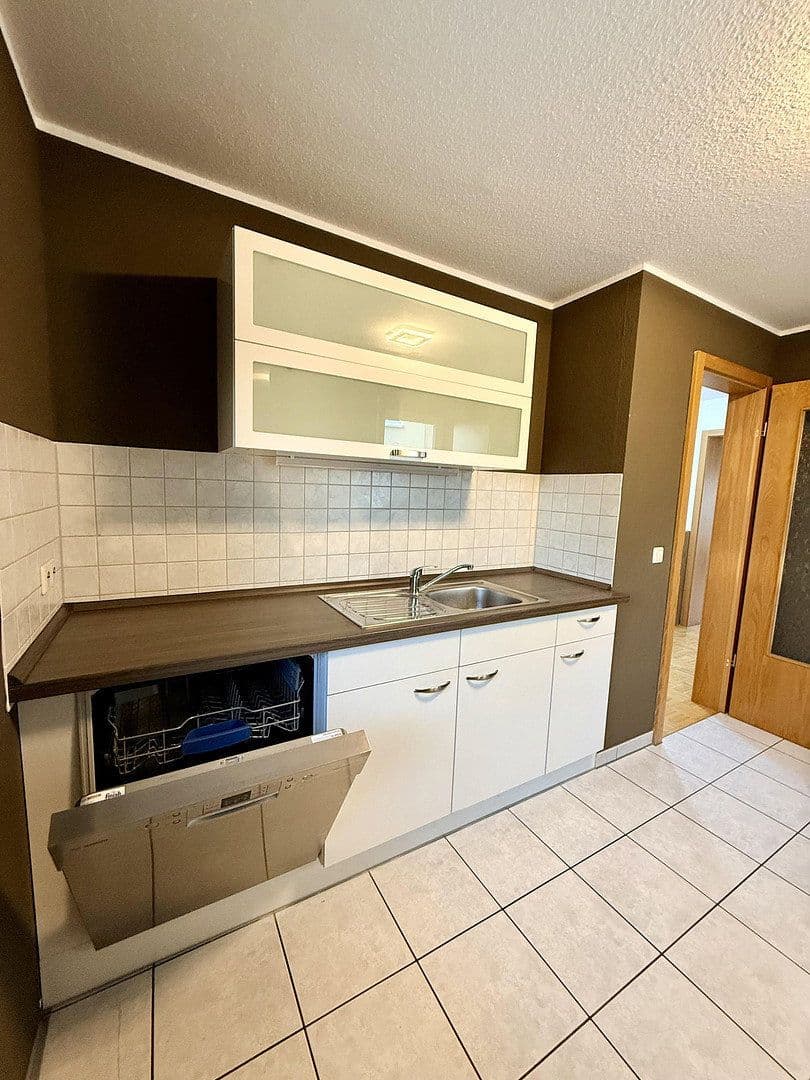 Pronájem bytu 2+1 80 m², Herbrechtingen, Bádensko-Württembersko Pronájem bytu 2+1 80 m², Herbrechtingen, Bádensko-Württembersko