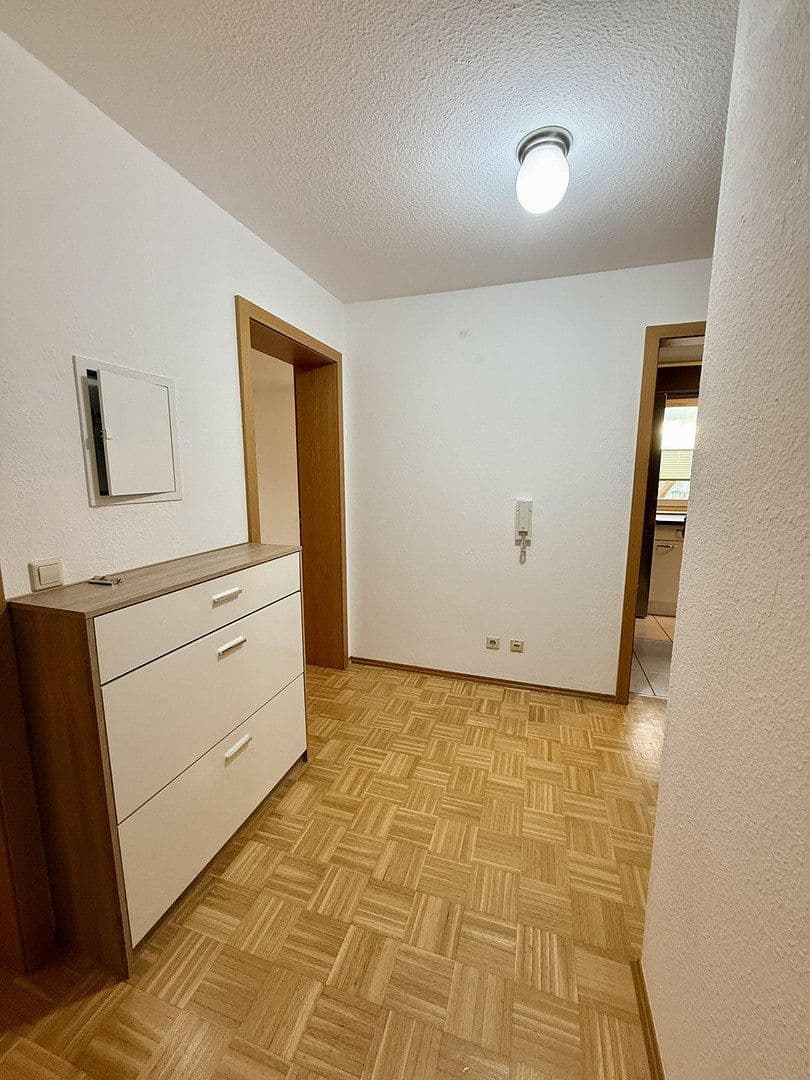 Pronájem bytu 2+1 80 m², Herbrechtingen, Bádensko-Württembersko Pronájem bytu 2+1 80 m², Herbrechtingen, Bádensko-Württembersko