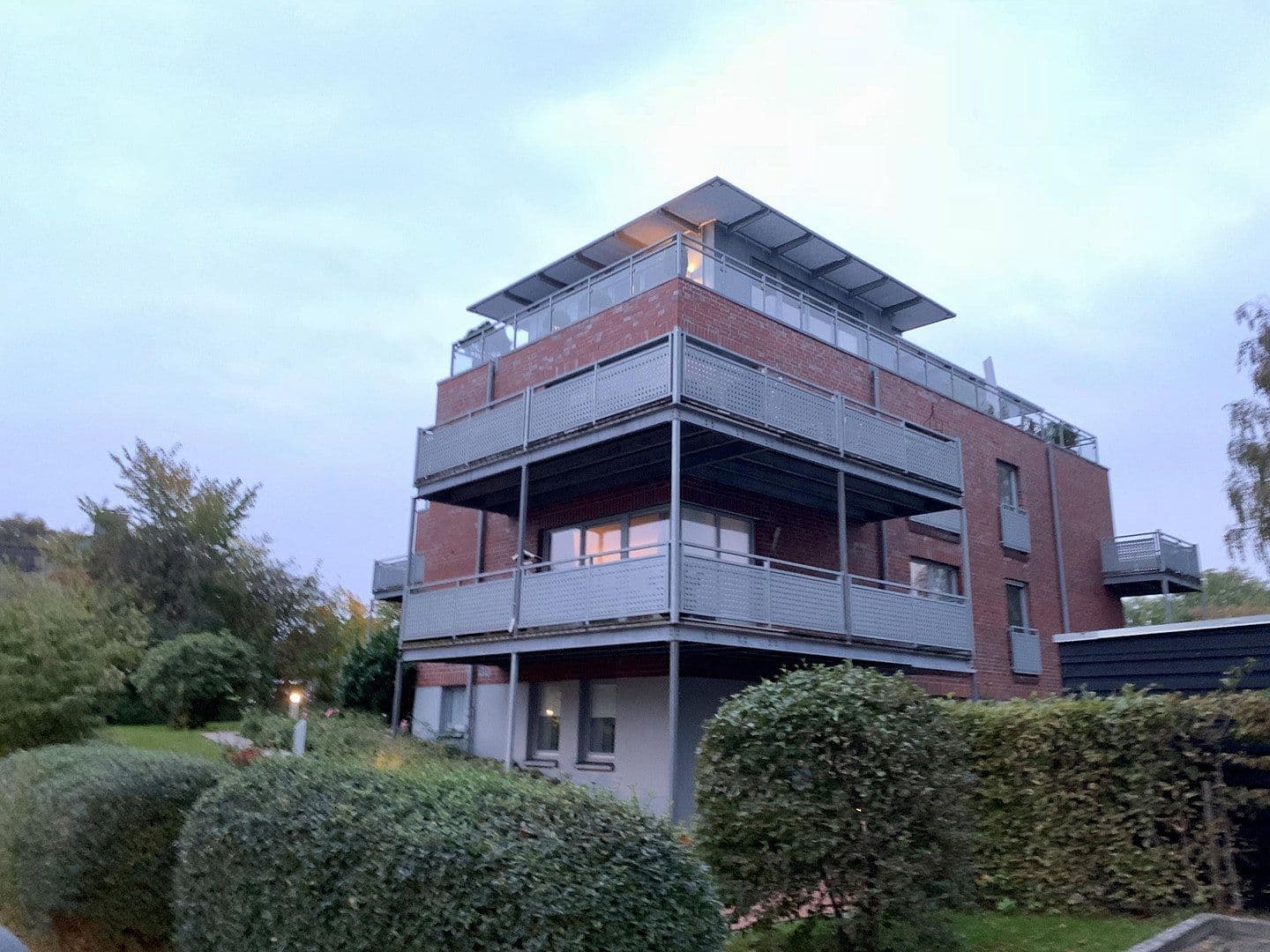 Prodej bytu 3+1 93 m², Dethleffsenweg 3, Glücksburg, Šlesvicko-Holštýnsko Prodej bytu 3+1 93 m², Dethleffsenweg 3, Glücksburg, Šlesvicko-Holštýnsko