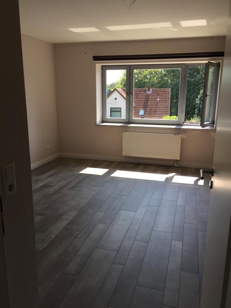 Prodej bytu 3+1 93 m², Dethleffsenweg 3, Glücksburg, Šlesvicko-Holštýnsko Prodej bytu 3+1 93 m², Dethleffsenweg 3, Glücksburg, Šlesvicko-Holštýnsko