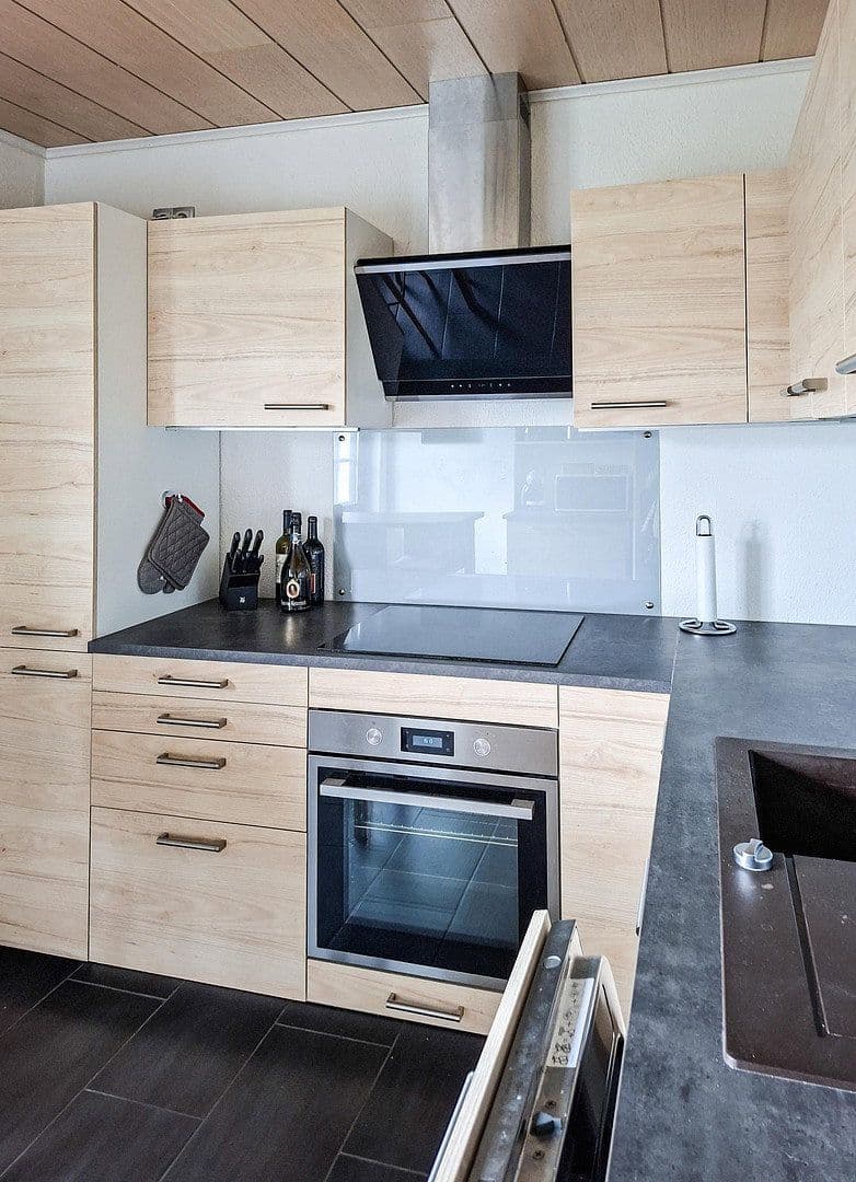 Pronájem bytu 1+1 46 m², Friedrichsdorf, Hessen Pronájem bytu 1+1 46 m², Friedrichsdorf, Hessen