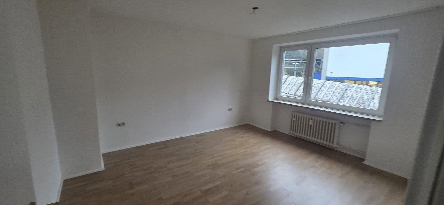 Pronájem bytu 3+1 80 m², Wuppertal, Severní Porýní-Vestfálsko Pronájem bytu 3+1 80 m², Wuppertal, Severní Porýní-Vestfálsko