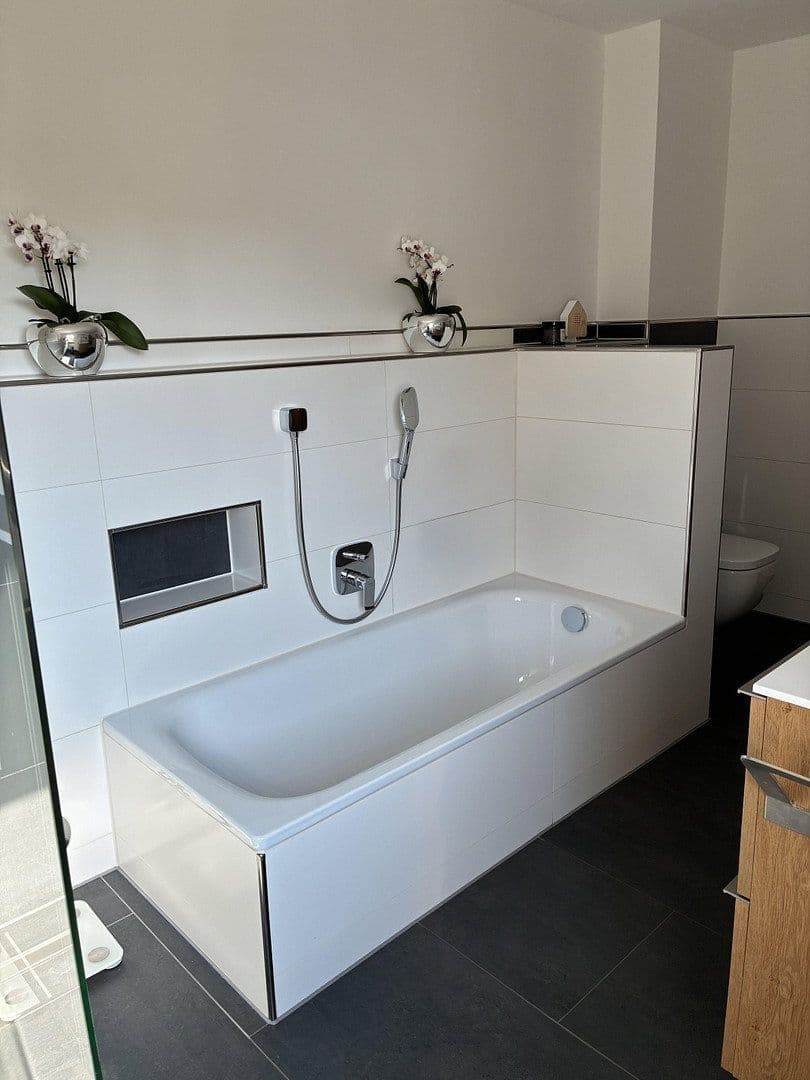 Prodej bytu 4+1 129 m², Frankfurt Am Main, Hessen Prodej bytu 4+1 129 m², Frankfurt Am Main, Hessen