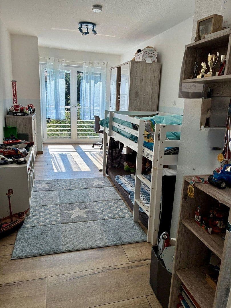 Prodej bytu 4+1 129 m², Frankfurt Am Main, Hessen Prodej bytu 4+1 129 m², Frankfurt Am Main, Hessen