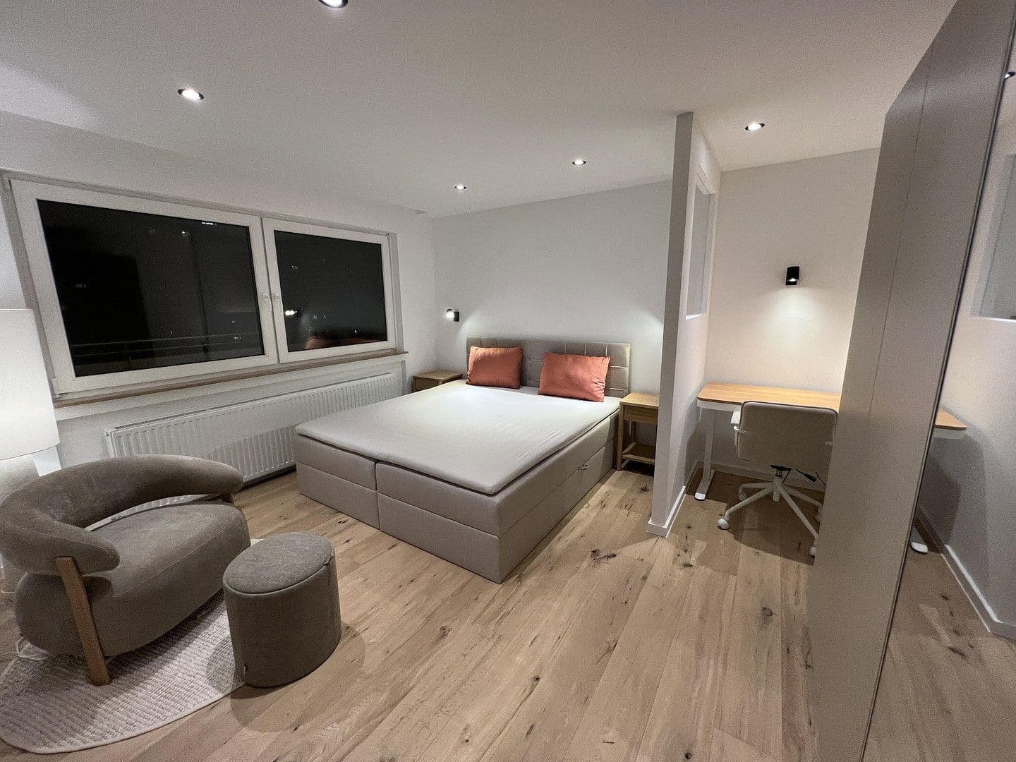 Pronájem bytu 2+1 50 m², Reichenaustraße 25, München, Bavorsko Pronájem bytu 2+1 50 m², Reichenaustraße 25, München, Bavorsko