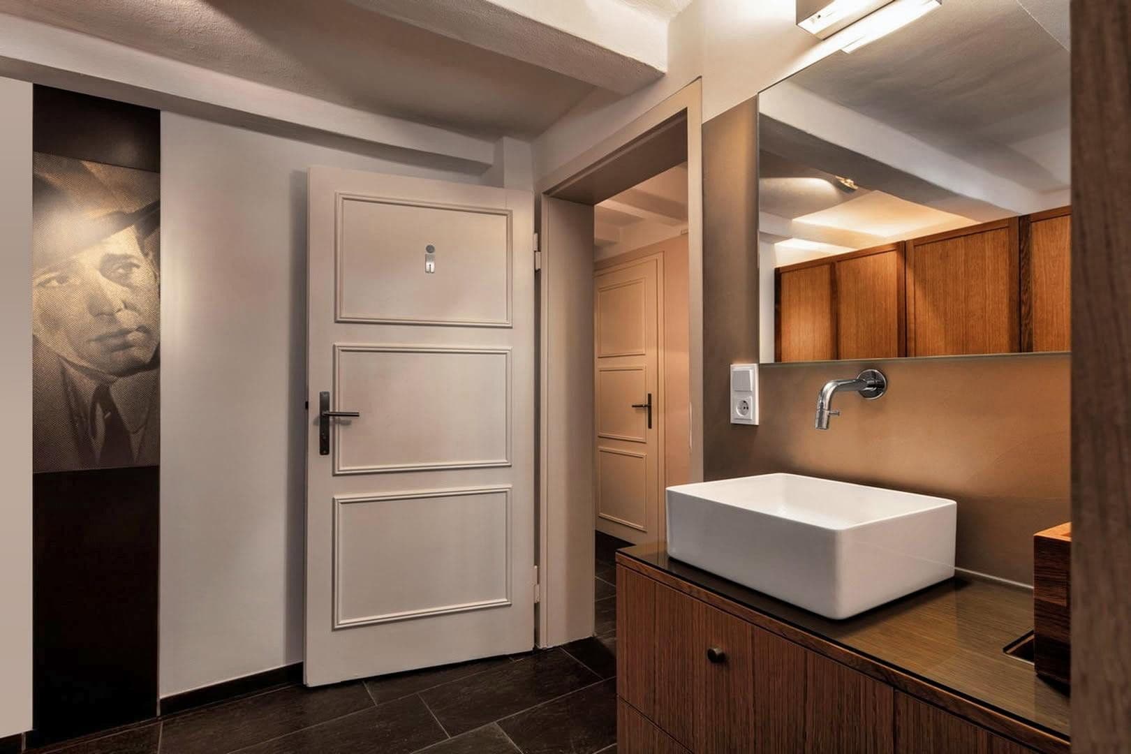 Prodej nebytového prostoru 388 m², Bergisch Gladbach, Severní Porýní-Vestfálsko Prodej nebytového prostoru 388 m², Bergisch Gladbach, Severní Porýní-Vestfálsko