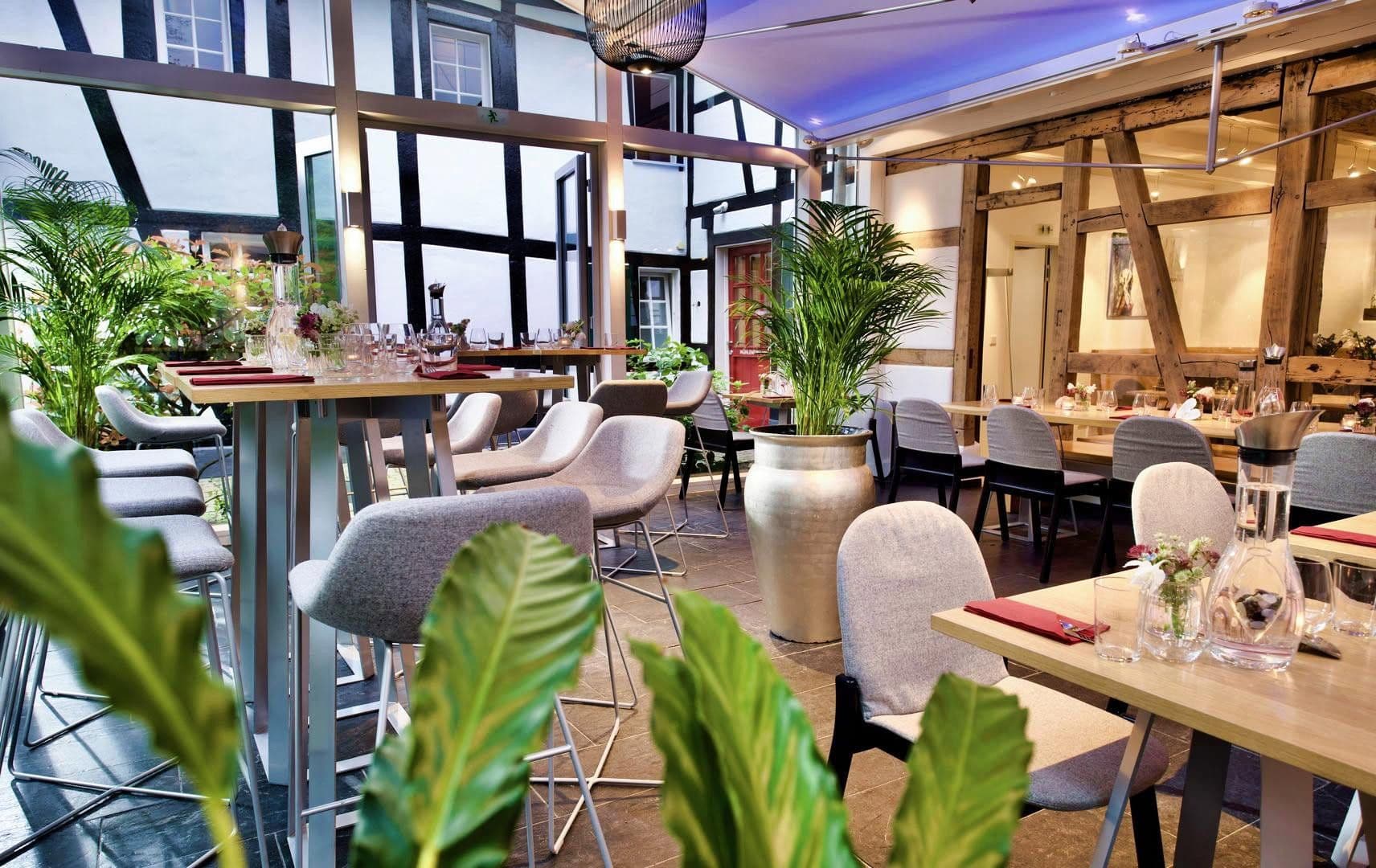 Prodej nebytového prostoru 388 m², Bergisch Gladbach, Severní Porýní-Vestfálsko Prodej nebytového prostoru 388 m², Bergisch Gladbach, Severní Porýní-Vestfálsko