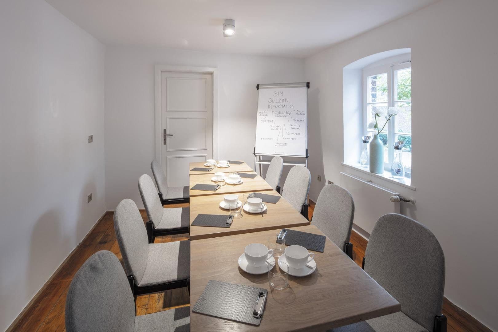 Prodej nebytového prostoru 388 m², Bergisch Gladbach, Severní Porýní-Vestfálsko Prodej nebytového prostoru 388 m², Bergisch Gladbach, Severní Porýní-Vestfálsko