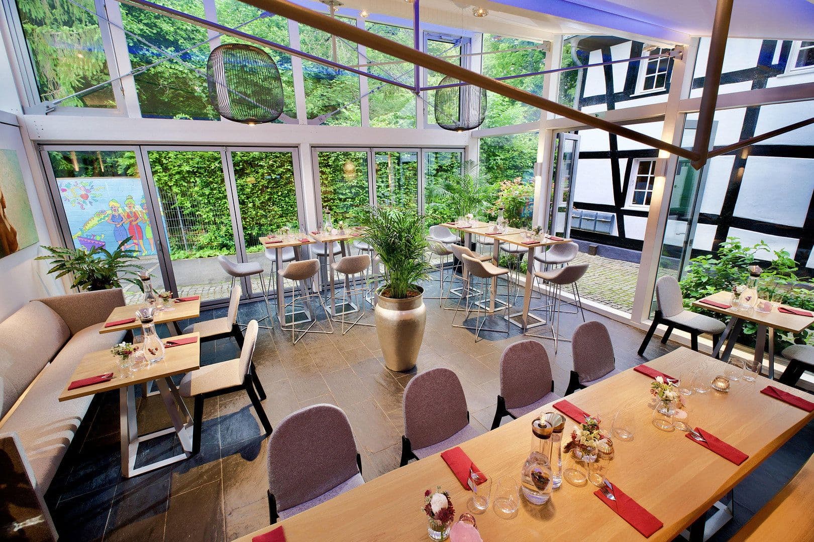 Prodej nebytového prostoru 388 m², Bergisch Gladbach, Severní Porýní-Vestfálsko Prodej nebytového prostoru 388 m², Bergisch Gladbach, Severní Porýní-Vestfálsko