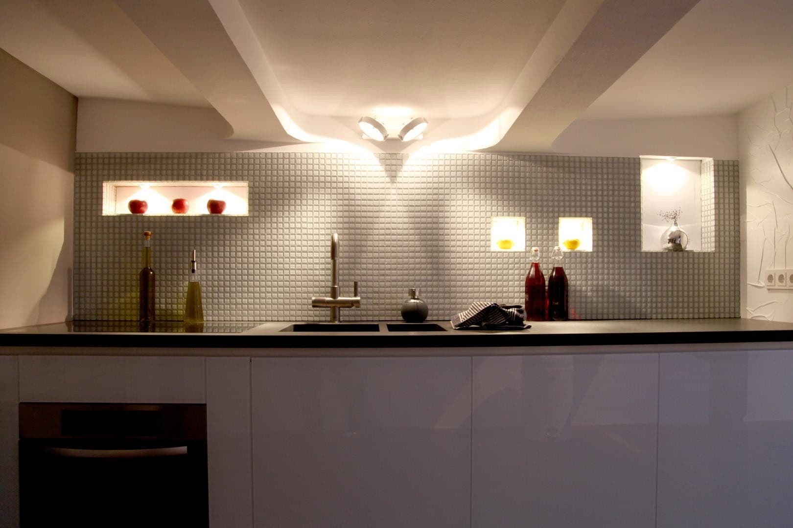 Prodej nebytového prostoru 388 m², Bergisch Gladbach, Severní Porýní-Vestfálsko Prodej nebytového prostoru 388 m², Bergisch Gladbach, Severní Porýní-Vestfálsko