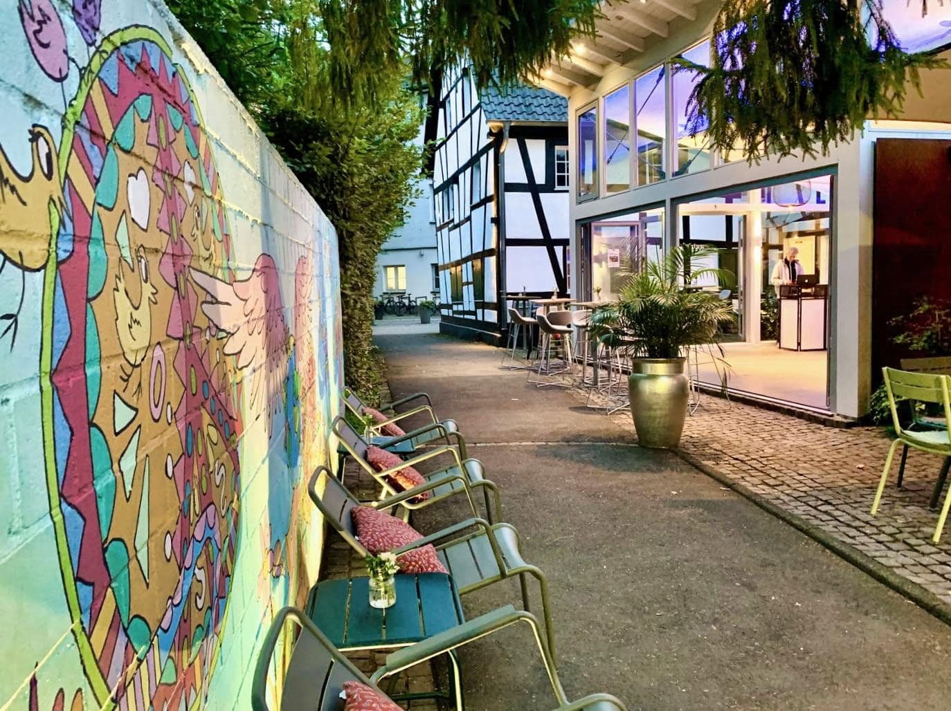 Prodej nebytového prostoru 388 m², Bergisch Gladbach, Severní Porýní-Vestfálsko Prodej nebytového prostoru 388 m², Bergisch Gladbach, Severní Porýní-Vestfálsko