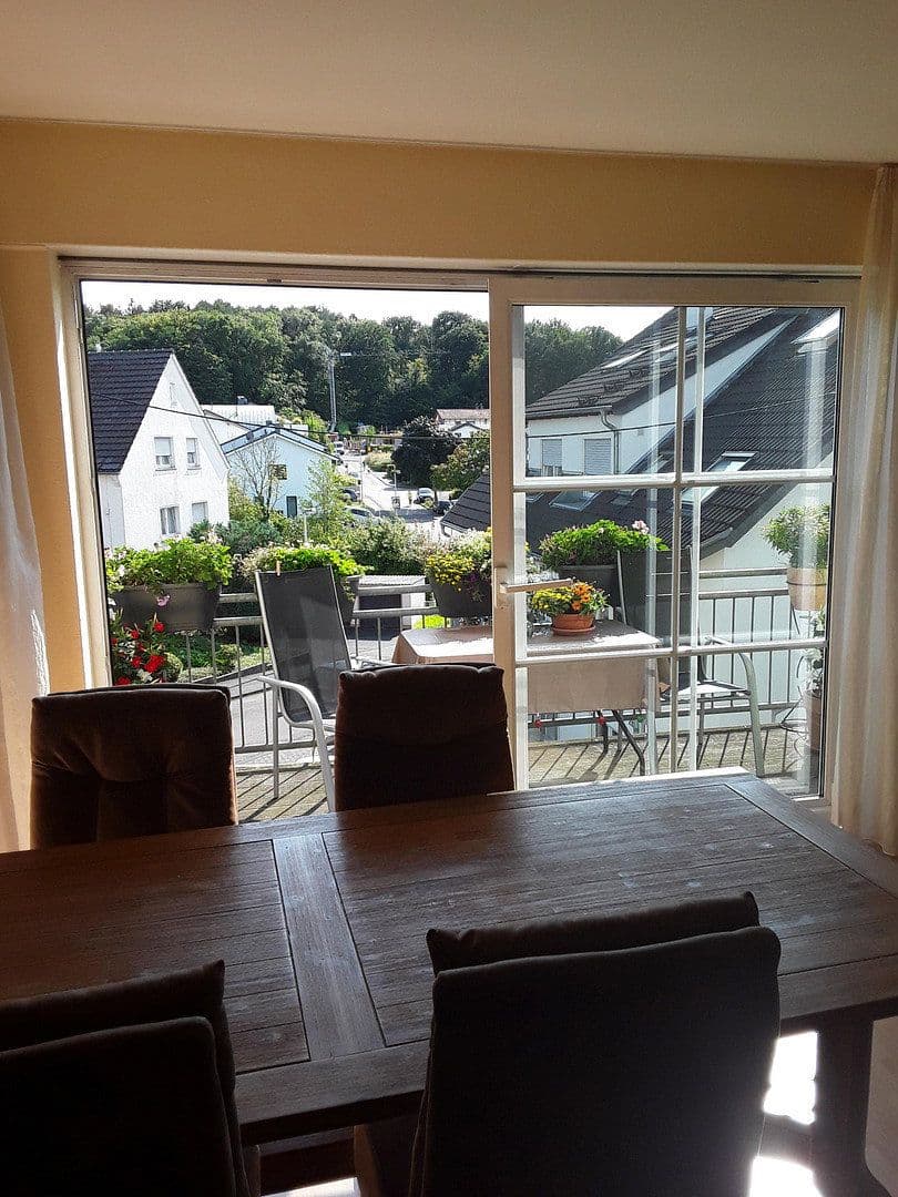 Prodej bytu 3+1 96 m², Hardtweiherstraße 2, Bonn Holzlar, Severní Porýní-Vestfálsko Prodej bytu 3+1 96 m², Hardtweiherstraße 2, Bonn Holzlar, Severní Porýní-Vestfálsko