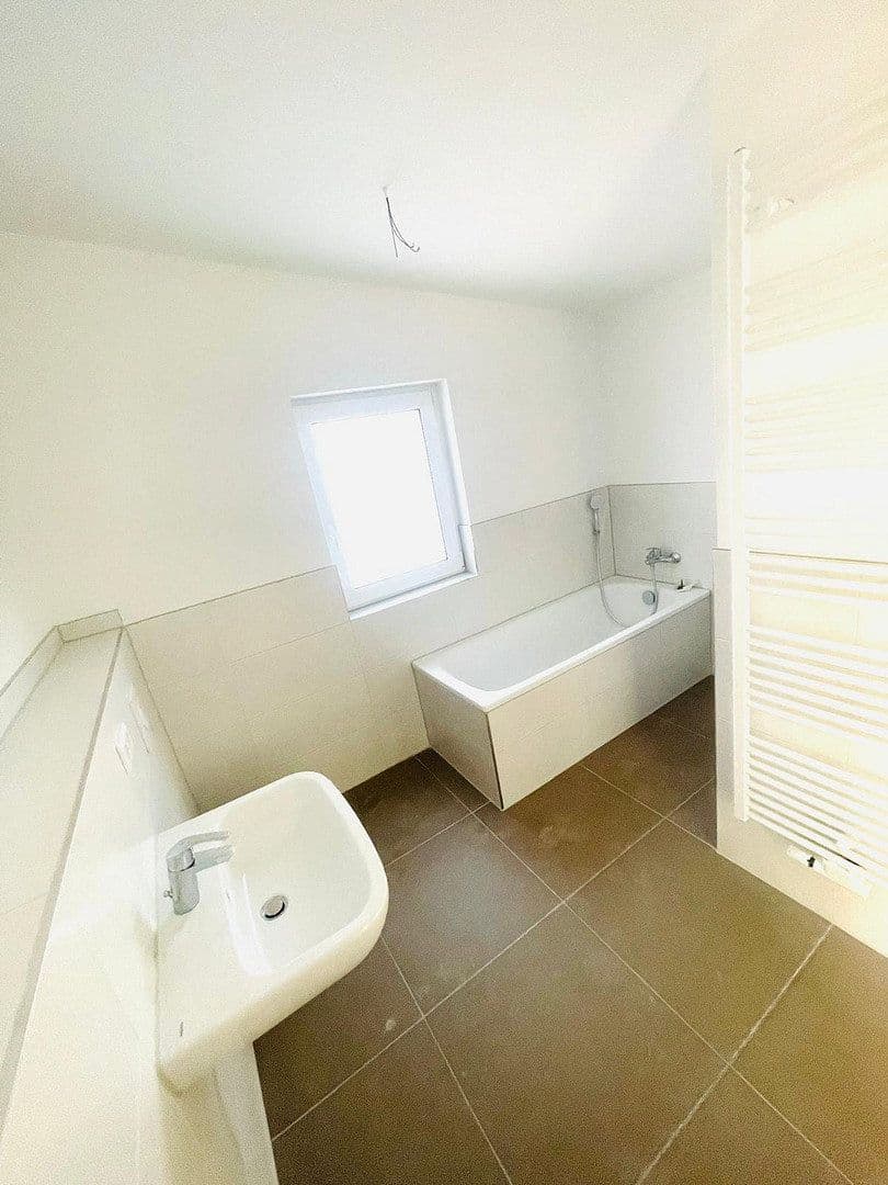 Prodej domu 157 m², pozemek 300 m², Jacob- Burckhardt- Straße 6, Blankenfelde-Mahlow, Braniborsko Prodej domu 157 m², pozemek 300 m², Jacob- Burckhardt- Straße 6, Blankenfelde-Mahlow, Braniborsko