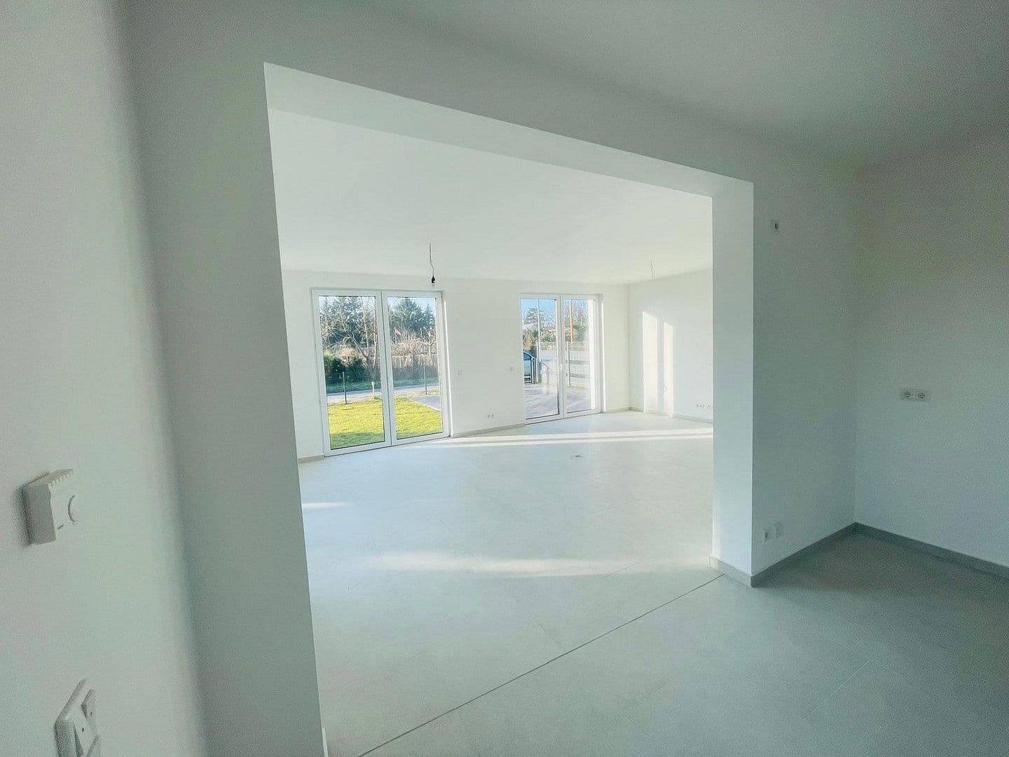 Prodej domu 157 m², pozemek 300 m², Jacob- Burckhardt- Straße 6, Blankenfelde-Mahlow, Braniborsko Prodej domu 157 m², pozemek 300 m², Jacob- Burckhardt- Straße 6, Blankenfelde-Mahlow, Braniborsko