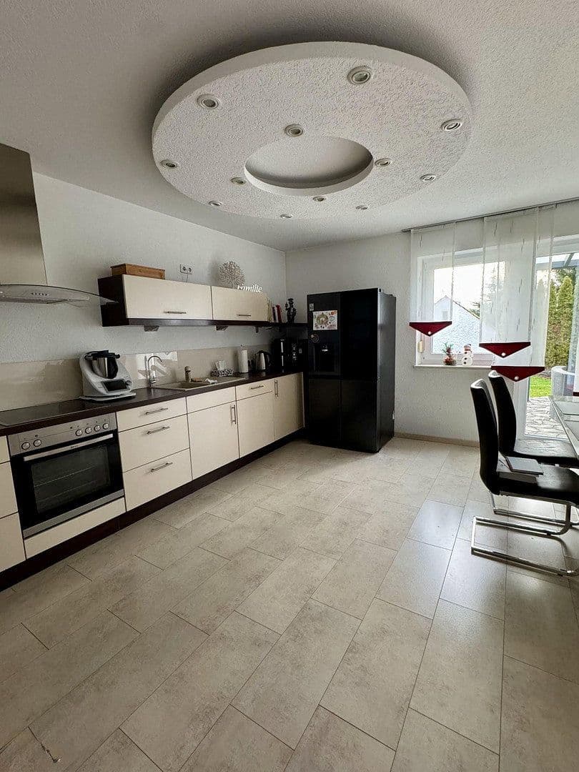 Prodej domu 275 m², pozemek 644 m², Dillingen an der Donau, Bavorsko Prodej domu 275 m², pozemek 644 m², Dillingen an der Donau, Bavorsko