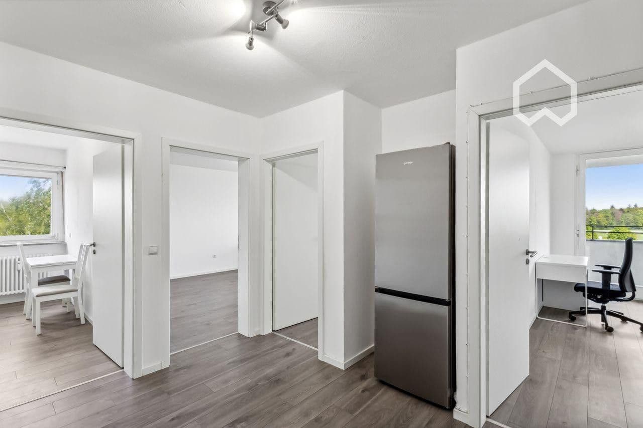 Pronájem bytu 1+1 80 m², Haunstetter Str 95, Augsburg, Bavorsko Pronájem bytu 1+1 80 m², Haunstetter Str 95, Augsburg, Bavorsko