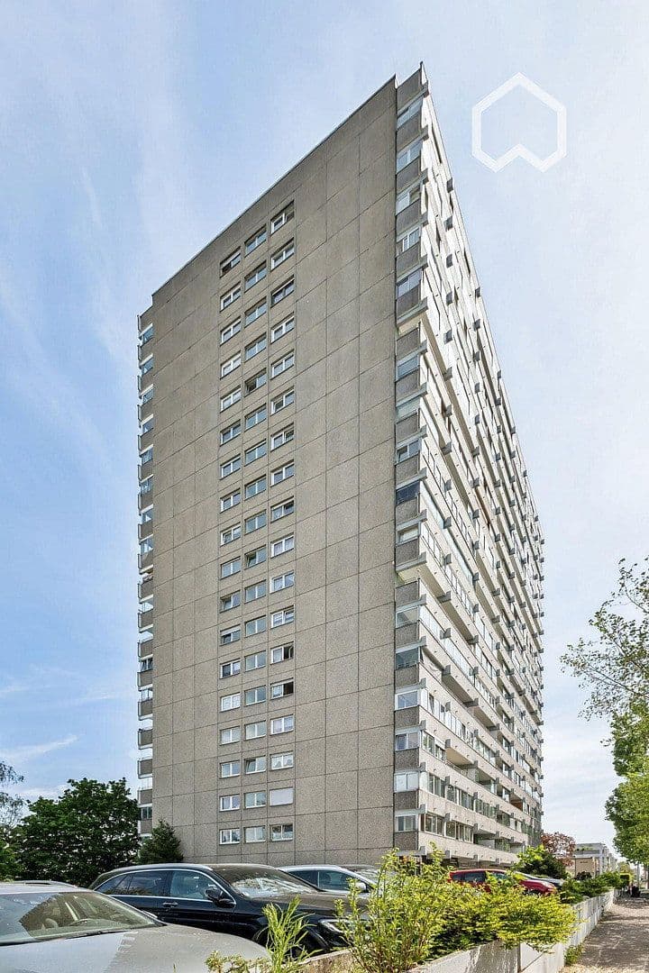 Pronájem bytu 1+1 80 m², Haunstetter Str 95, Augsburg, Bavorsko Pronájem bytu 1+1 80 m², Haunstetter Str 95, Augsburg, Bavorsko