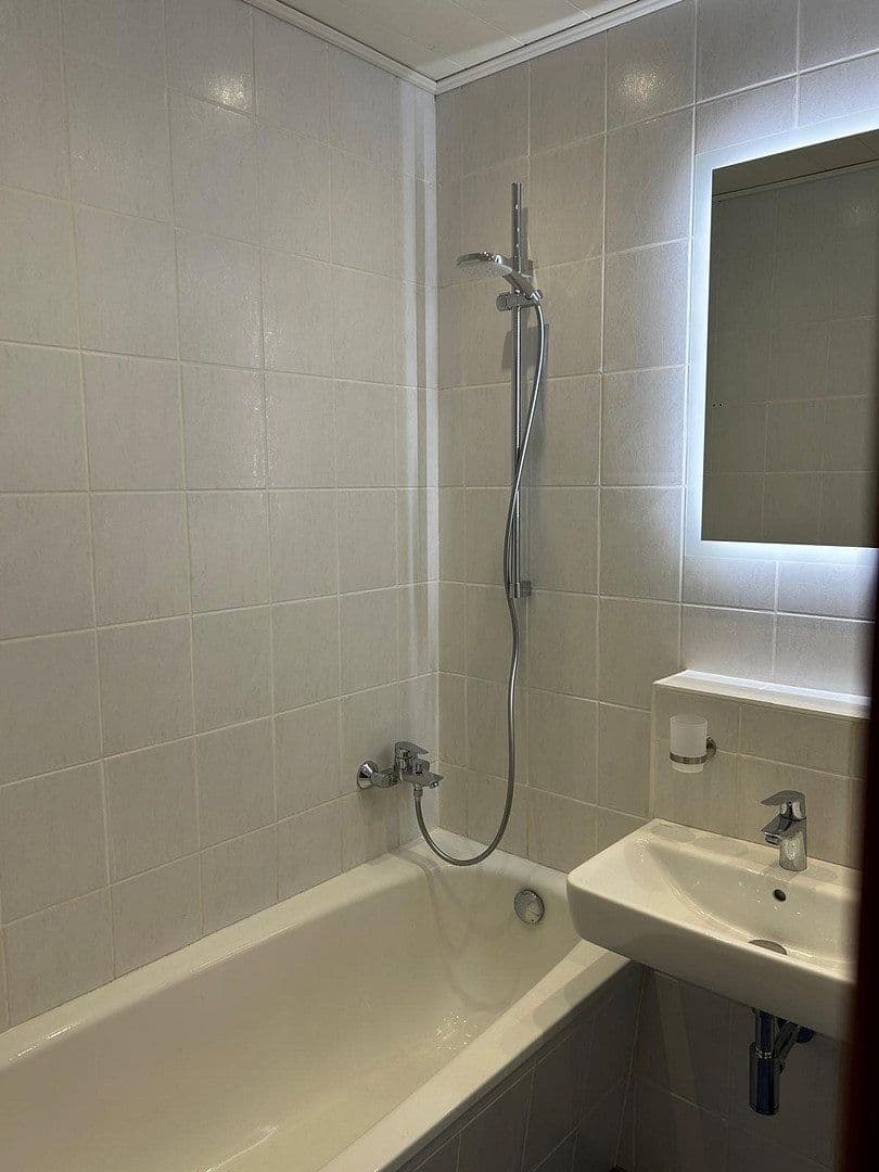 Prodej bytu 2+1 58 m², Baldeniusstrasse 35, Hannover, Dolní Sasko Prodej bytu 2+1 58 m², Baldeniusstrasse 35, Hannover, Dolní Sasko