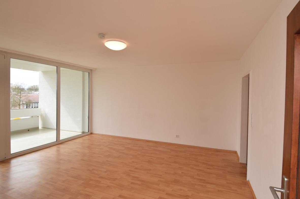 Pronájem bytu 3+1 71 m², Unterhaching München, Bavorsko Pronájem bytu 3+1 71 m², Unterhaching München, Bavorsko