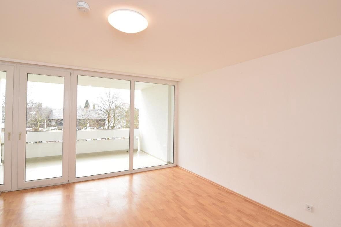 Pronájem bytu 3+1 71 m², Unterhaching München, Bavorsko Pronájem bytu 3+1 71 m², Unterhaching München, Bavorsko